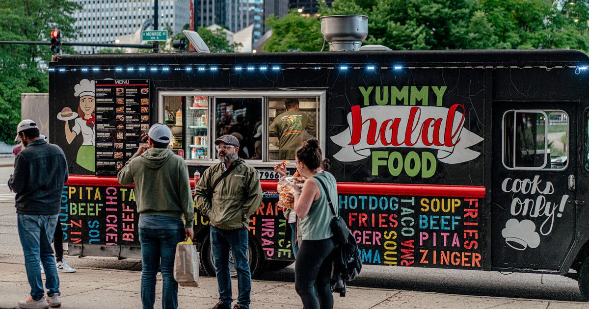 Food Truck Fridays return to Daley Plaza this week