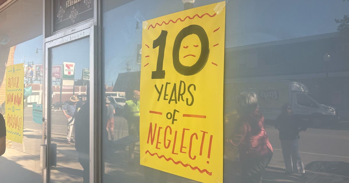 10 years later, vacant NEIU properties fuel frustration in Albany Park