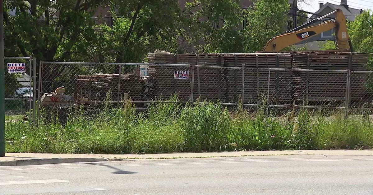 Debate grows over Pritzker’s proposed BUILD housing plan | FOX 32 Chicago