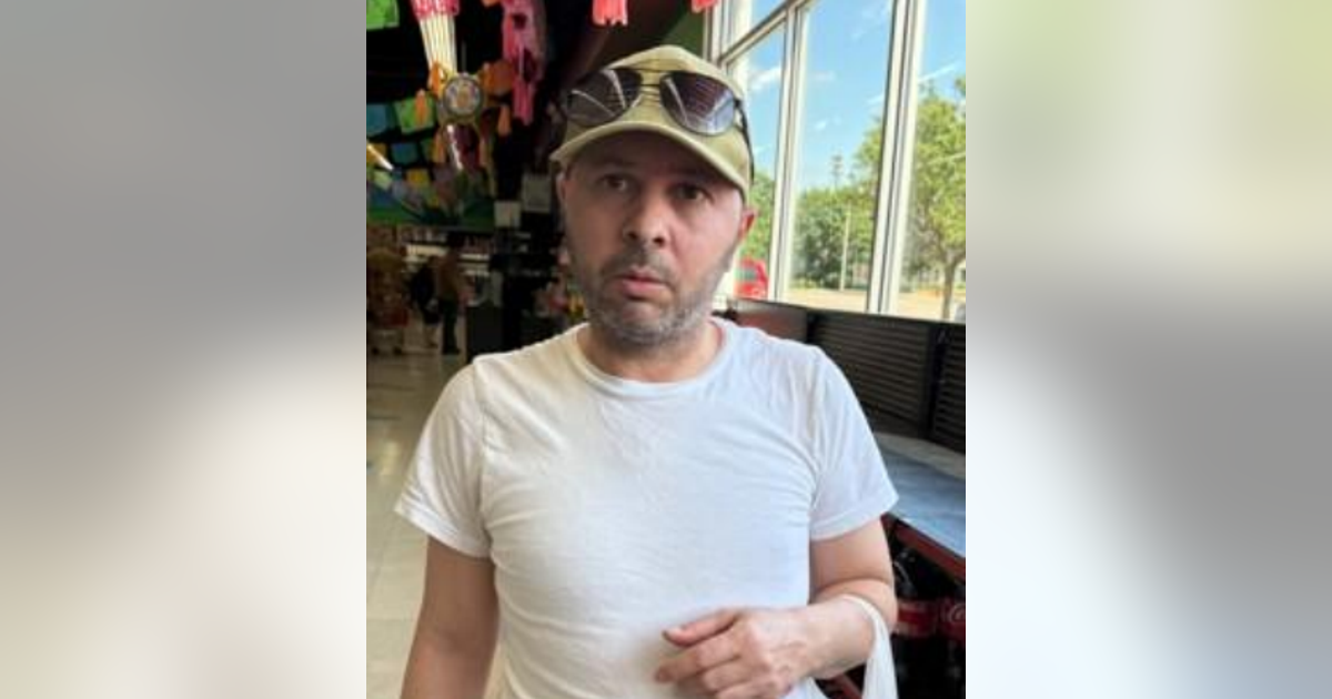 Man accused of placing skimming device at Joliet supermarket: police
