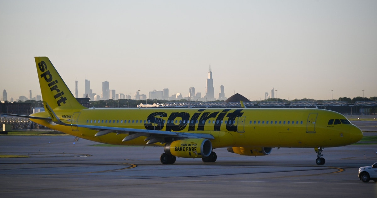 What O'Hare Airport travelers should know after Spirit Airlines suddenly shuts down