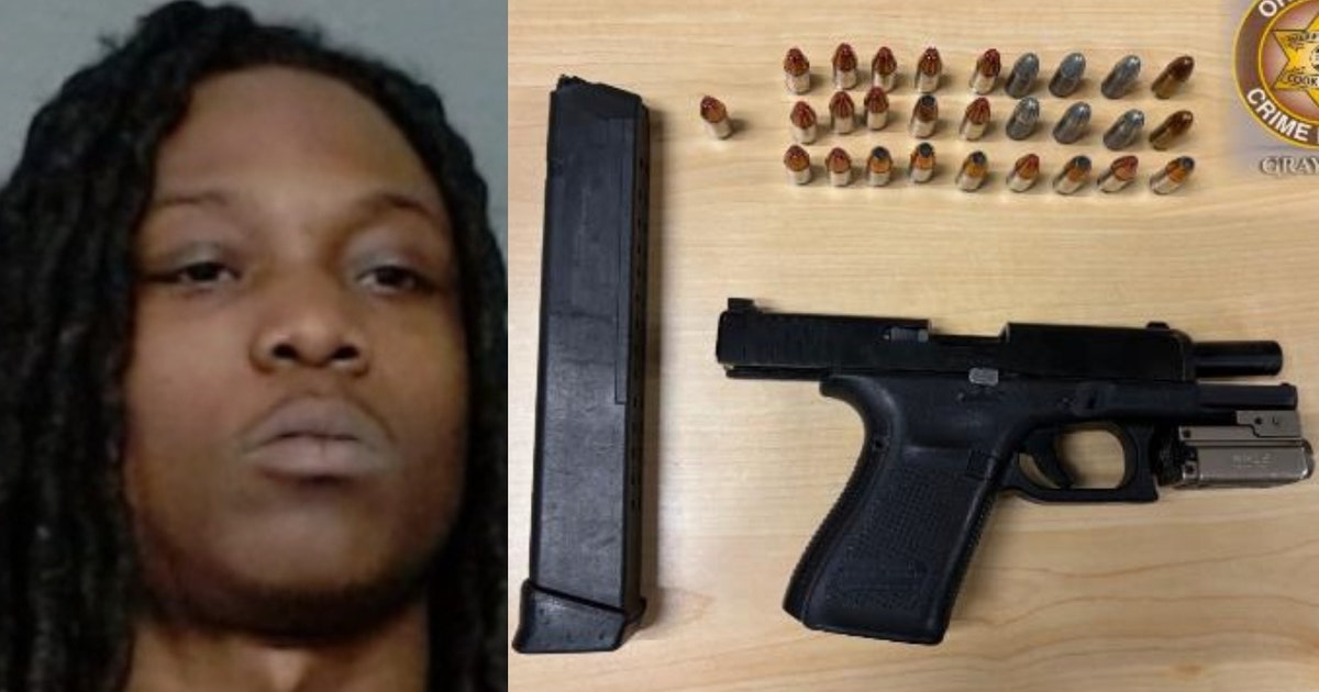 Cook County man charged after officers find fully automatic gun, unrestrained child in car