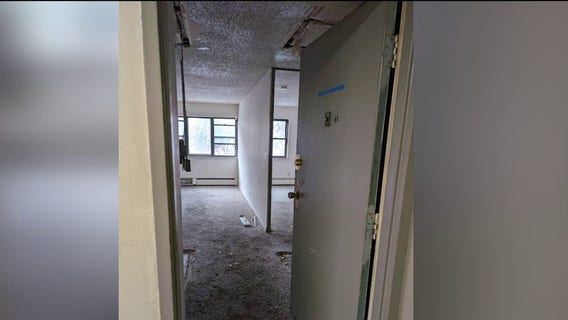 Aurora apartment tenants demand answers after asbestos forces evacuations