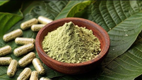 As kratom use surges, Illinois debates how to regulate the product