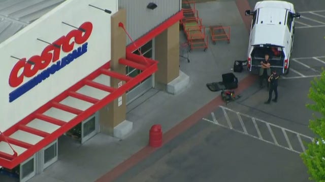 All-clear given after northwest suburban Costco evacuated due to bomb threat