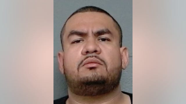Chicago man busted for stealing from railcars on South Side: officials