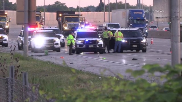 3 tollway workers hit, 1 dead on I-294 in Chicago’s north suburbs, police say
