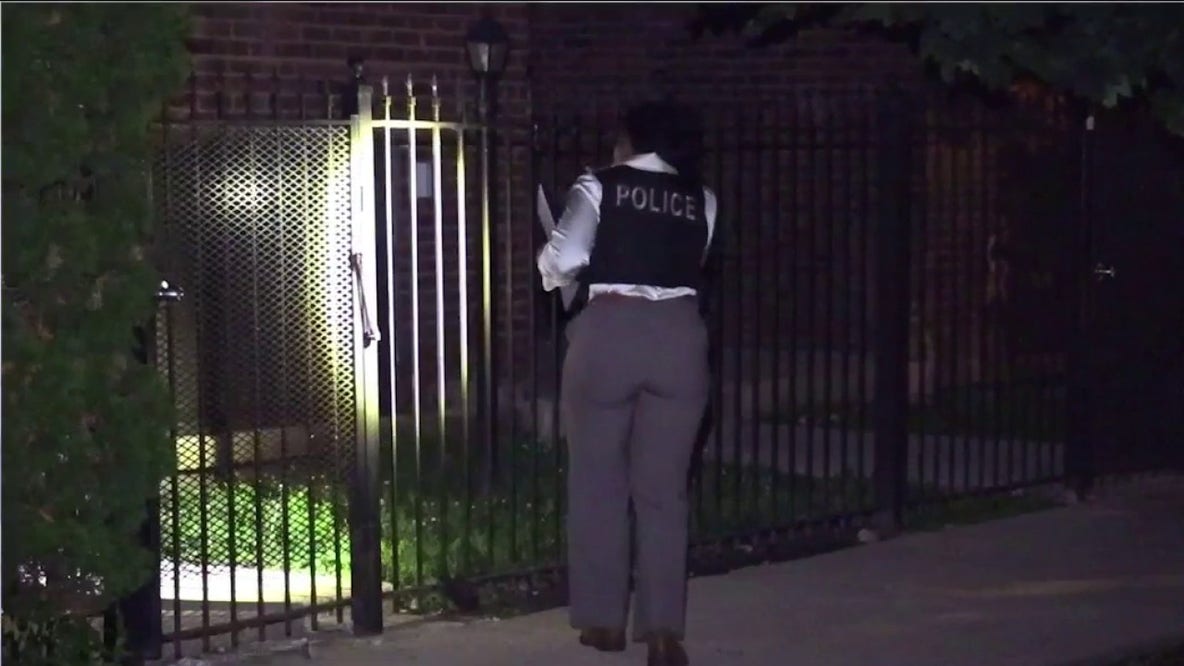 Chicago crime overnight: Teen killed in South Side shooting; man wounded in West Side drive-by