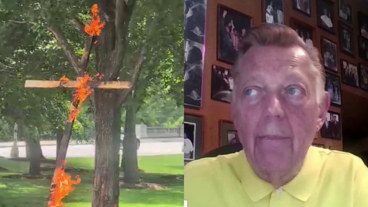 Cross found burning in Chicago's Grant Park sparks outrage, calls for answers