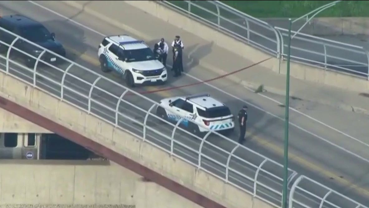 Chicago crime overnight: 1 dead, 5 injured in separate shootings, stabbing