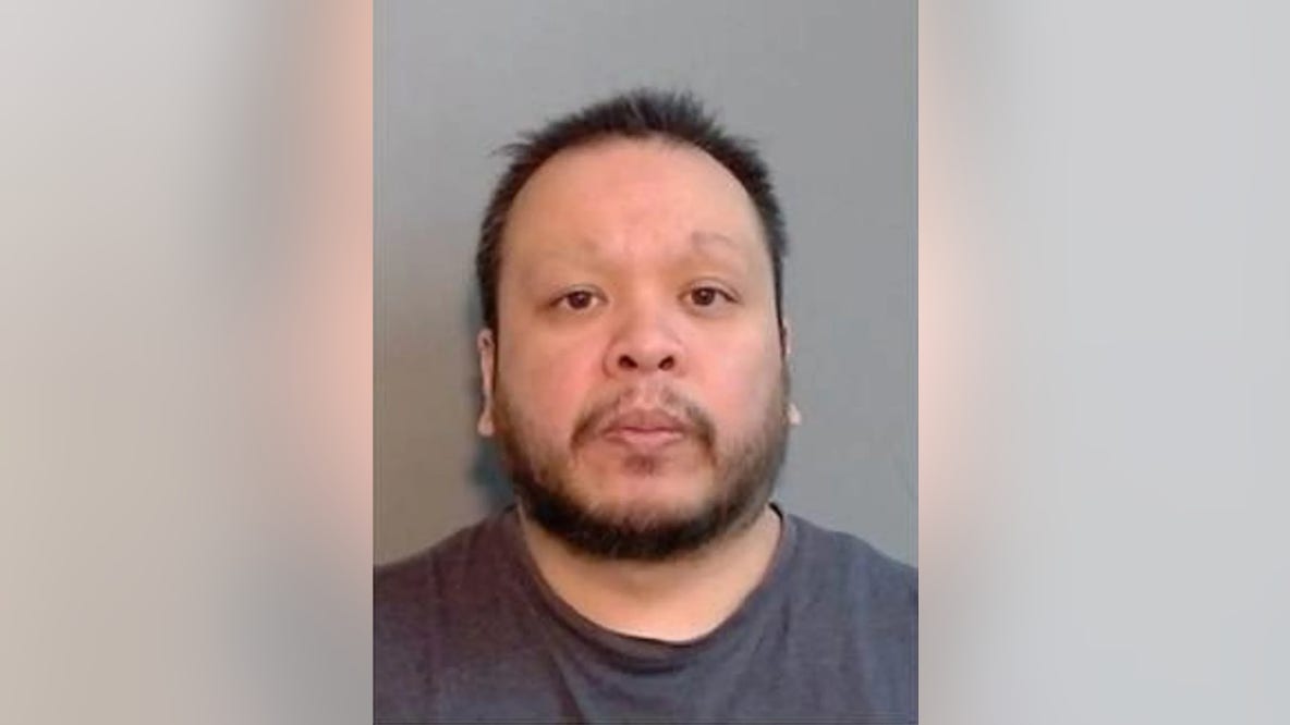 Suburban Chicago man charged after Illinois Tollway worker killed on I-294