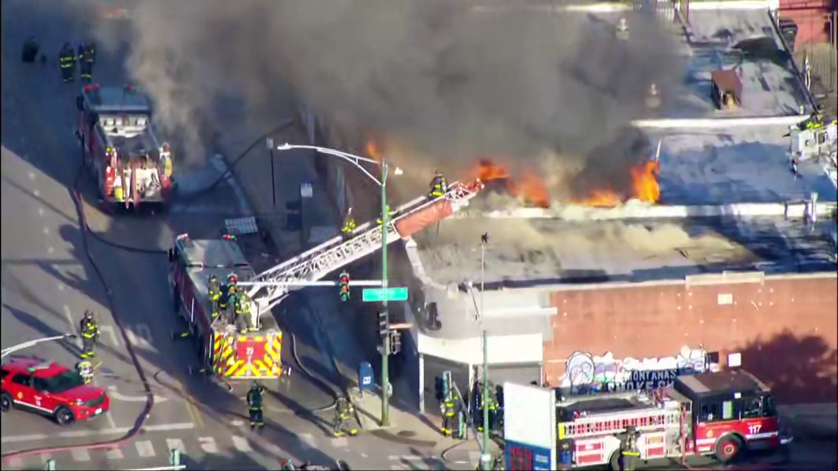 Large fire tears through multiple businesses on Chicago's West Side