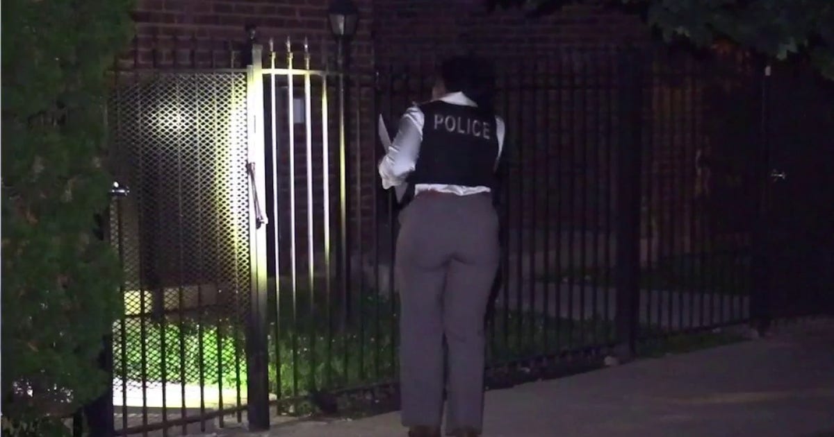 Chicago crime overnight: Teen killed in South Side shooting; man wounded in West Side drive-by