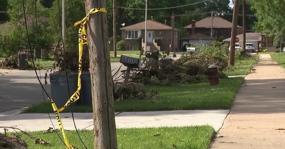 Northwest Indiana braces for more severe weather while cleanup from last week's storms continues