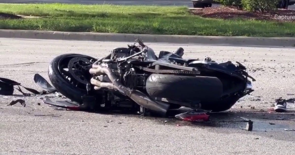 Two killed in motorcycle crash in Schaumburg: officials