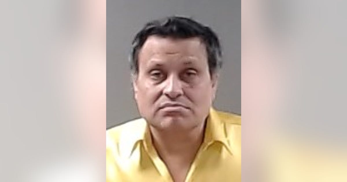South Elgin man injured officer, threatened to shoot during standoff, police say