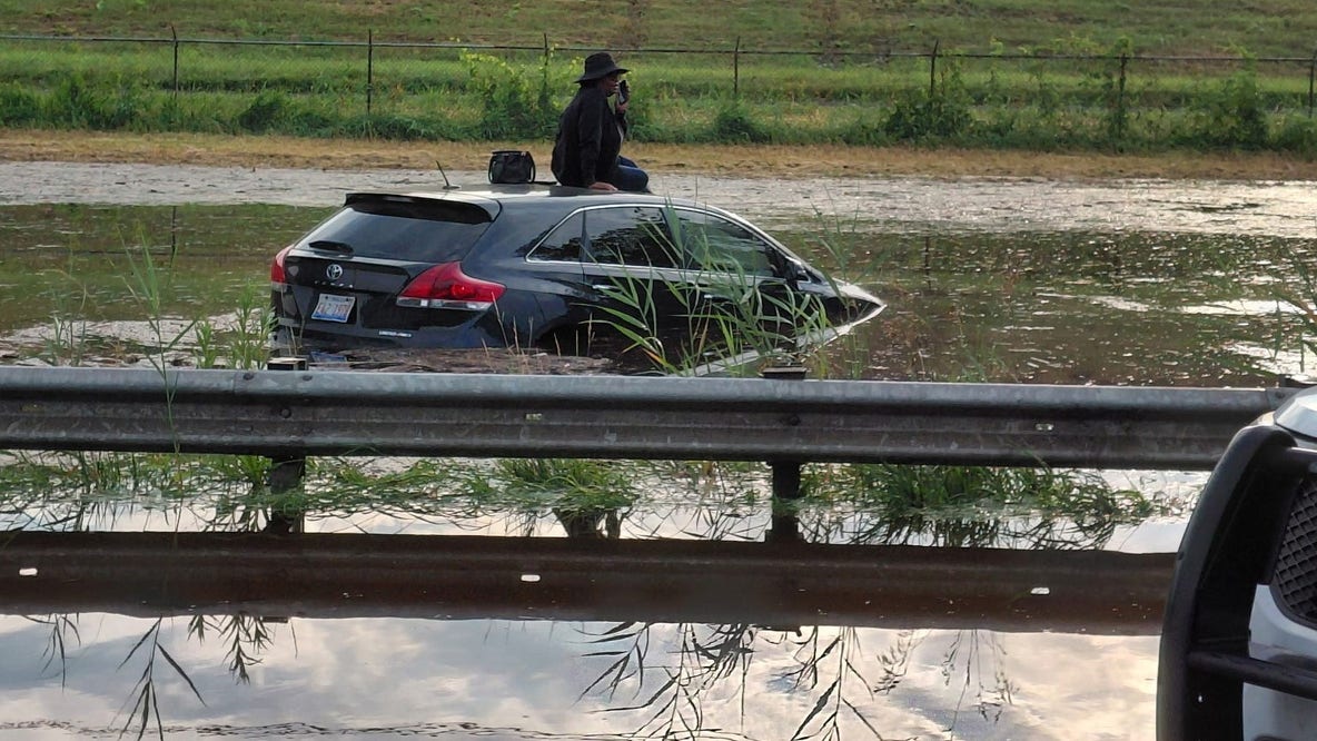 Major flooding on Bishop Ford in Chicago prompts rescue, ISP says
