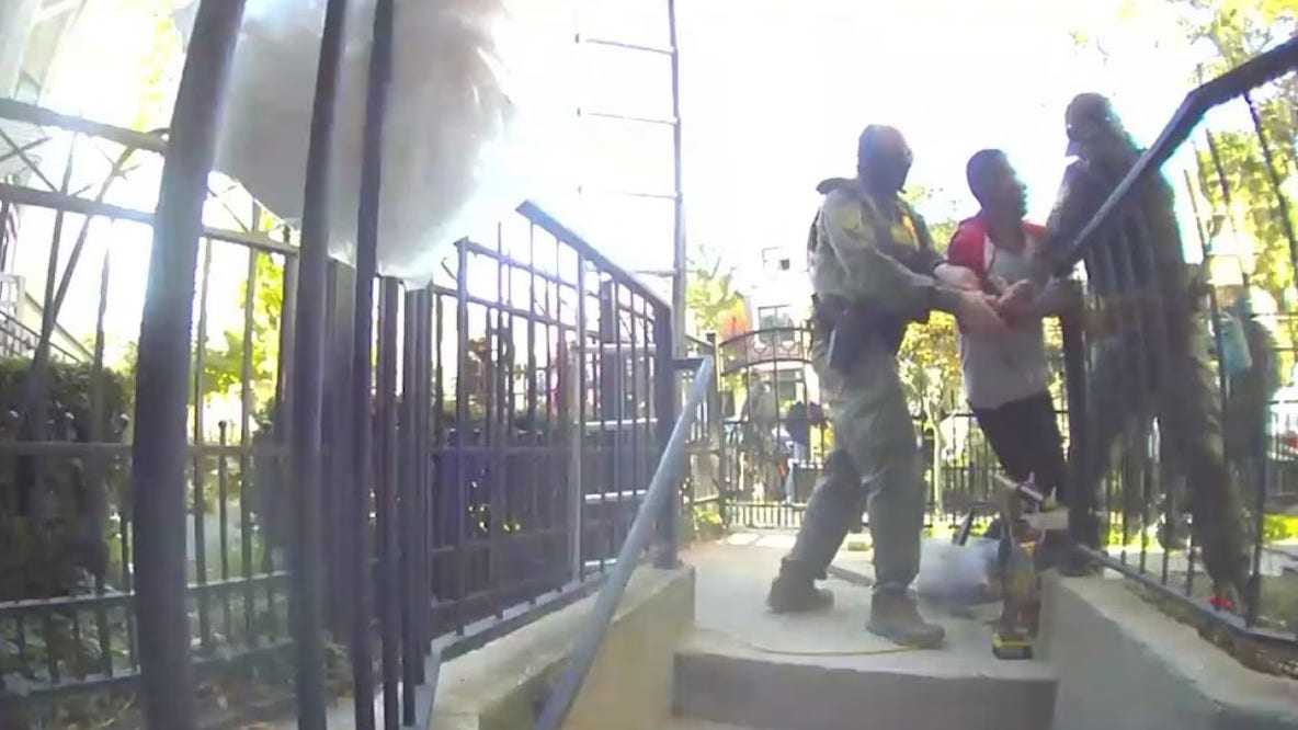 Ring camera captures federal agents storming Chicago home without warrant