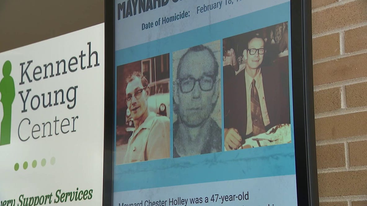 Elgin detectives use podcast as tool to generate new leads and even solve cold cases