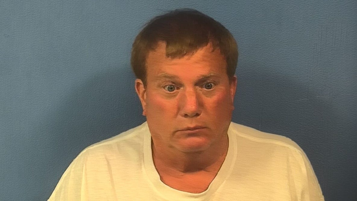 Suburban man inappropriately touched girl at water park: officials
