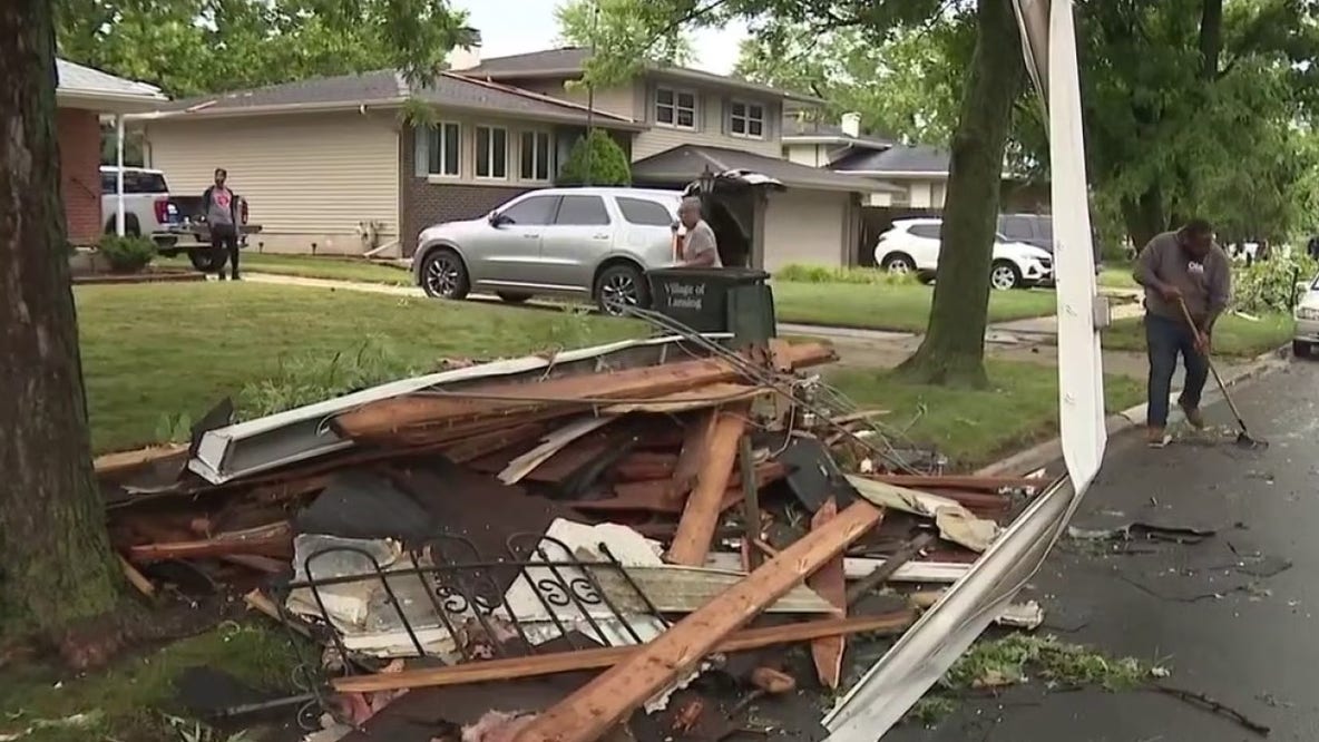 Two tornadoes confirmed in Chicago suburbs during Monday's storms