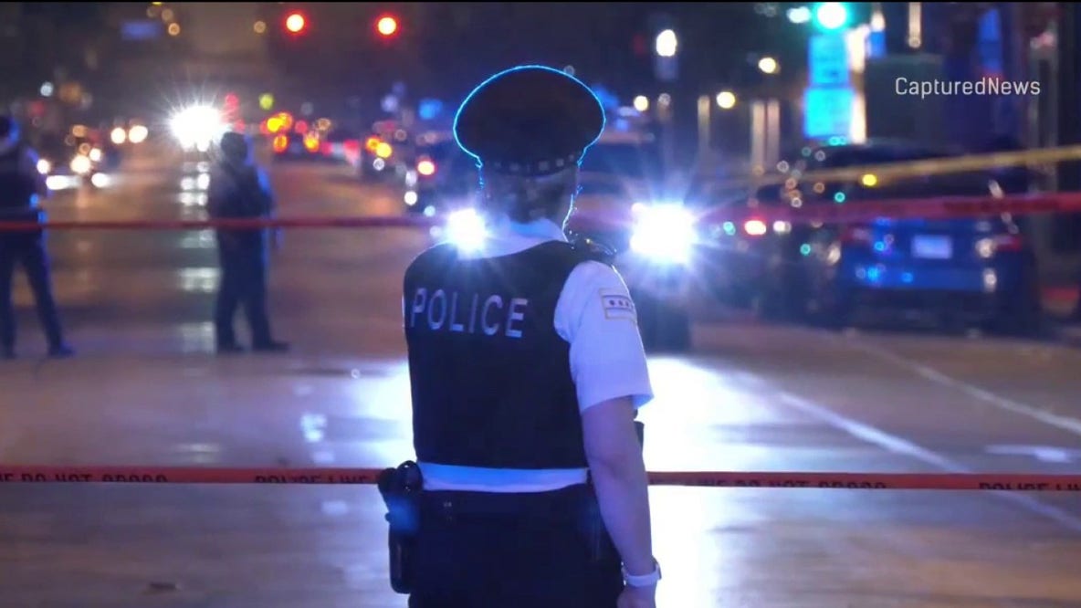 Chicago crime: Man killed outside Lincoln Park bar among 5 overnight shootings