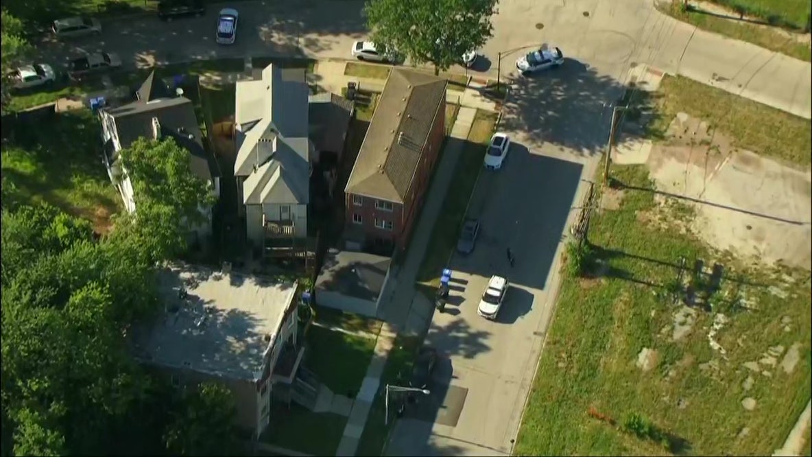Shots fired into Chicago apartment leave teens, 13 and 18, wounded
