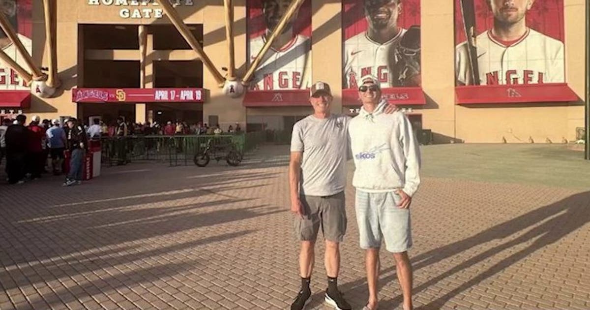 Father and son duo biking to all MLB parks supporting St. Jude's reaches halfway point in Chicago