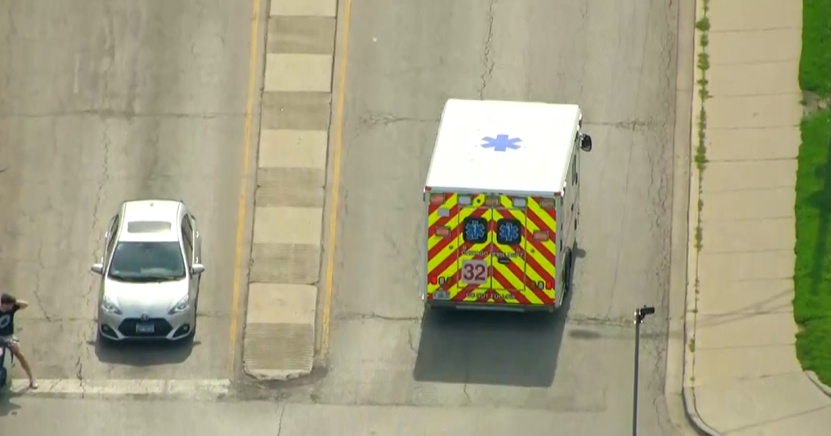 Man rescued from Lake Michigan near Montrose Harbor in critical condition, police say