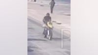 Chicago police seek dirt bike rider after bicyclist seriously hurt in Gold Coast hit-and-run