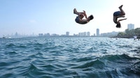 Chicago extreme heat: Cooling centers open as heat index nears 100°