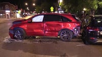 Group steals SUV from Chicago auto shop, crashes into several vehicles during getaway