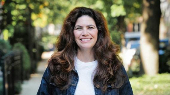 Chicago cardiologist Dr. Lisa Nee joins race for mayor
