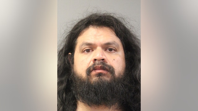 Chicago man charged with attempted murder after SWAT officer among 2 shot in Albany Park