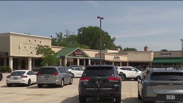 Suburban Chicago residents rally against development plans: 'Doublespeak'