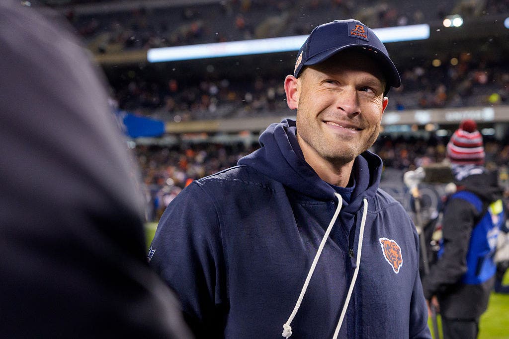 Last year, Ben Johnson had a small circle of trust. The Chicago Bears widened it in 2026