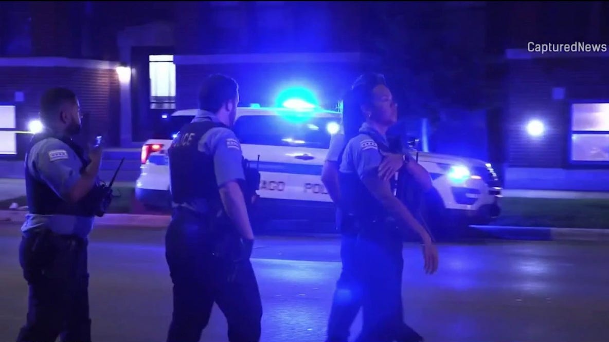 Chicago weekend violence leaves 41 people shot, 3 dead