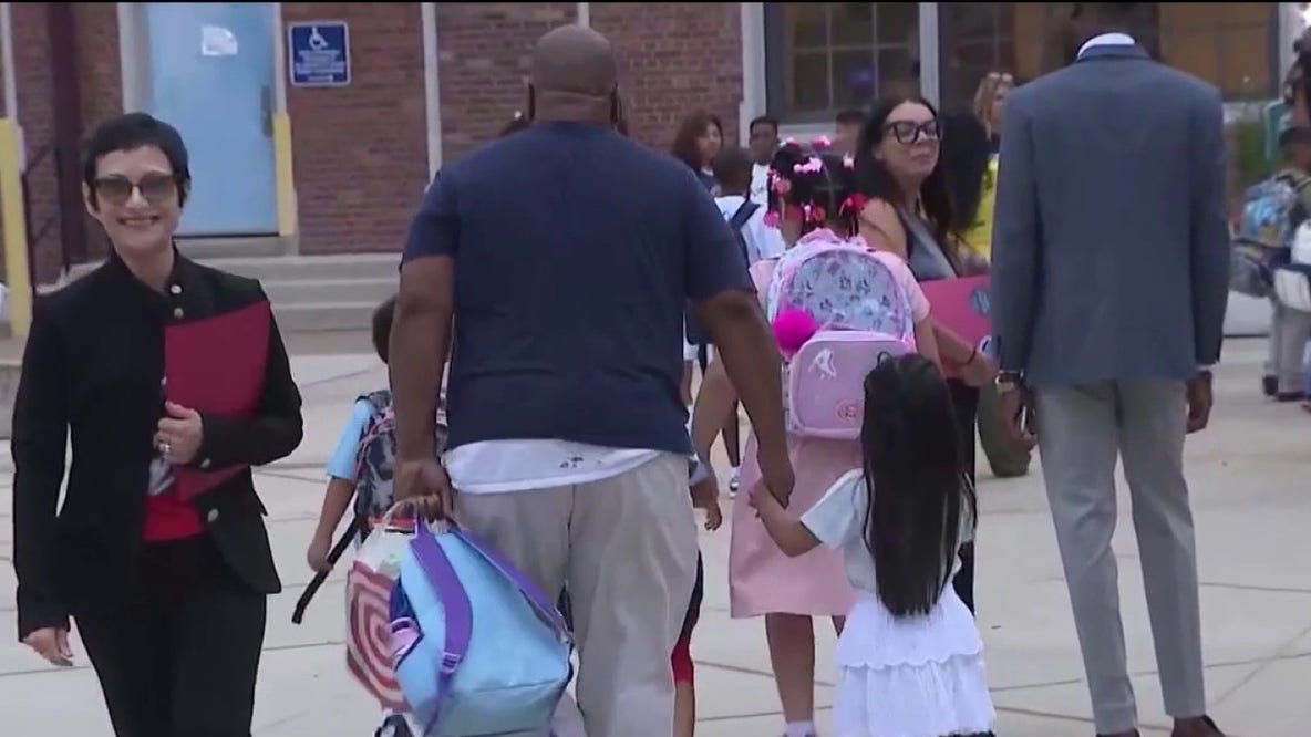 Chicago Public Schools students return as budget questions loom