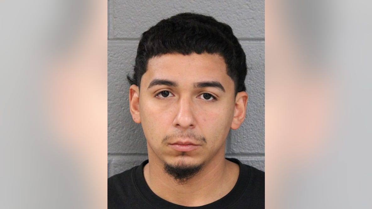 Chicago man charged with defacing memorial honoring fallen police officers