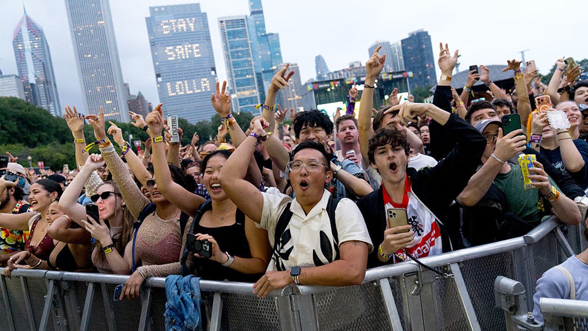 Lolla Day 4: Tate McRae and The xx headline