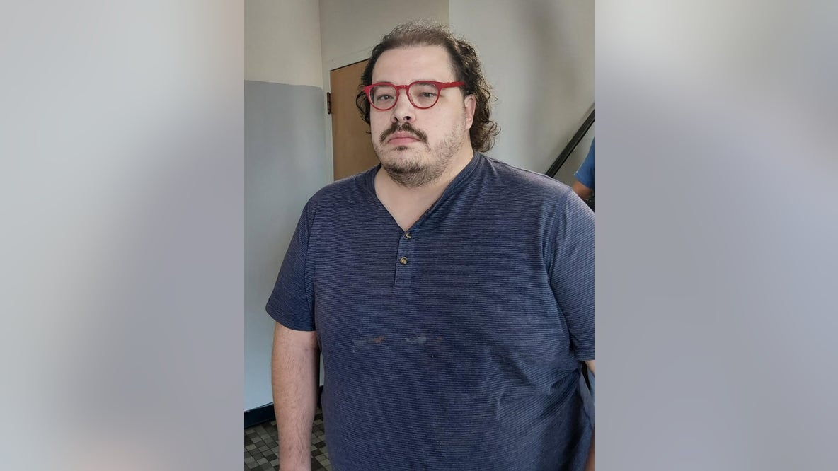 Man wanted in Texas for sex assault of child arrested in Chicago suburb