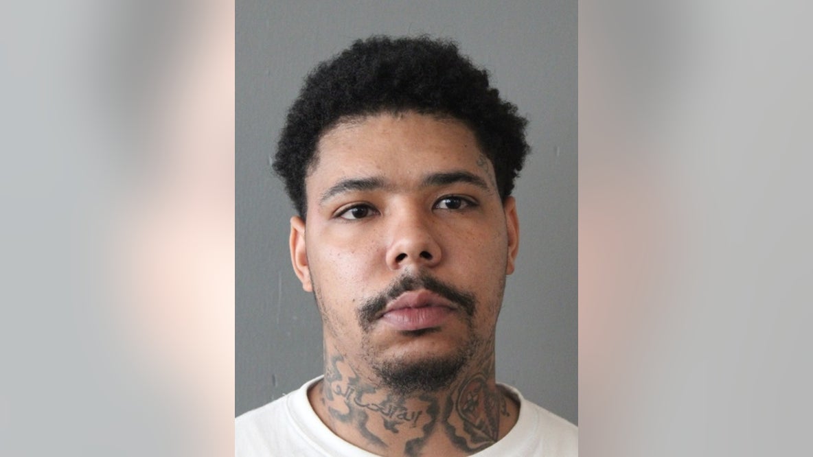 Oak Lawn man charged months after fatally stabbing acquaintance in Chicago, police say