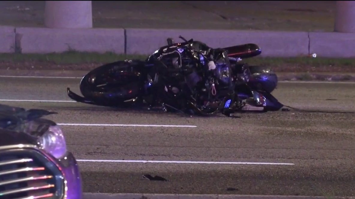 Motorcyclist killed in late-night crash on DuSable Lake Shore Drive