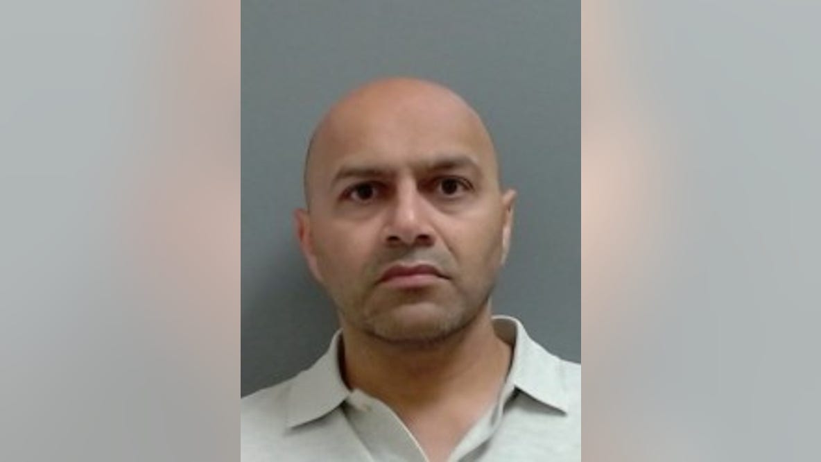 Orland Park man charged in crash that killed pedestrian, injured 7, police say