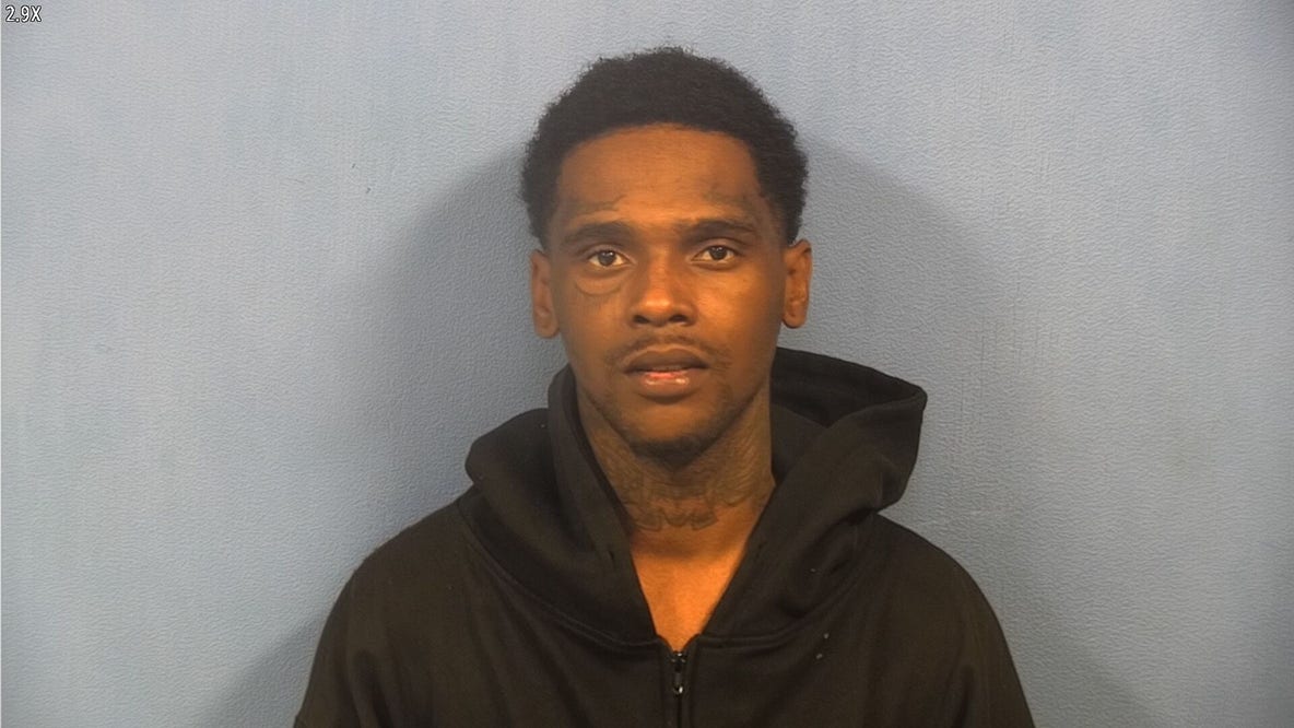 Chicago man charged after 107 mph suburban police chase