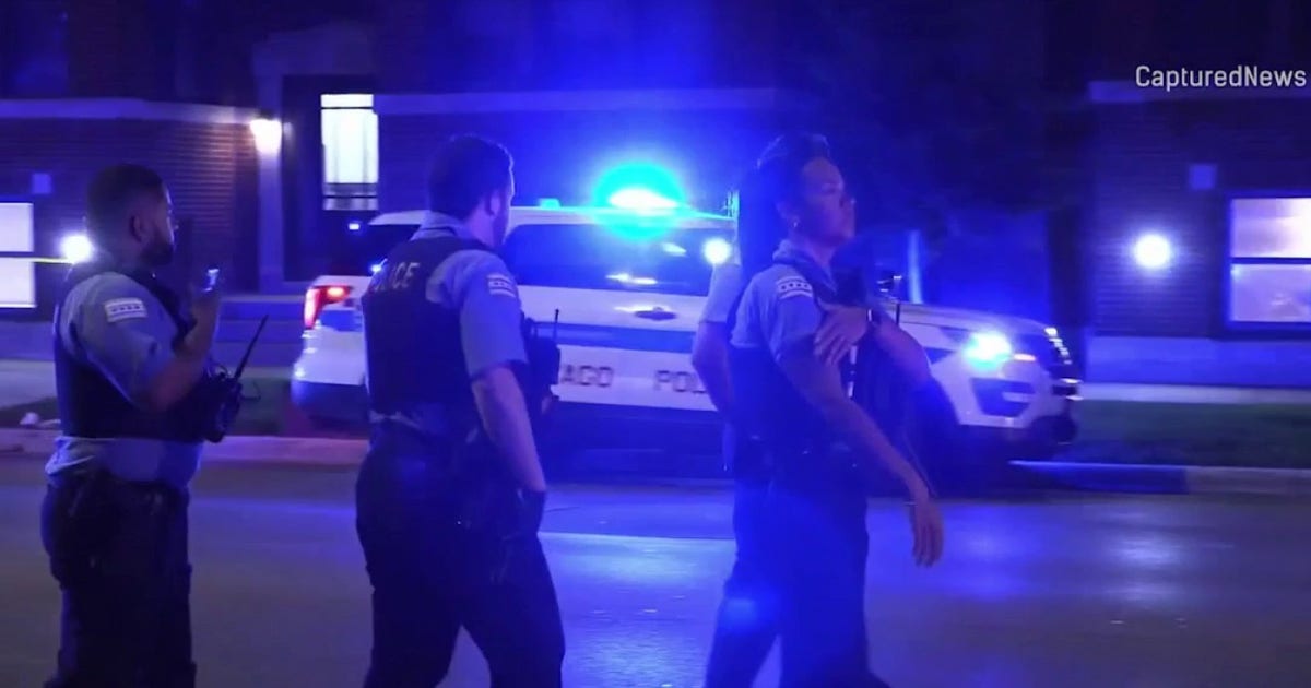 Coverage image for: Violent weekend in Chicago leaves 41 people shot and 3 people killed