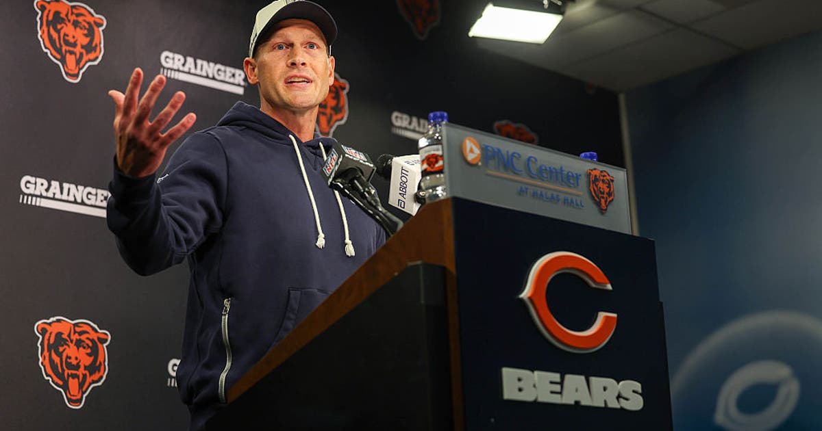 Chicago Bears training camp report: What we learned from a ‘thumping' day at Halas Hall