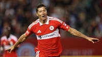 Lewandowski scores 2 in home debut, Fire beat Charlotte 2-1