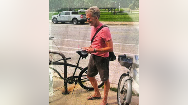 Man on bicycle accused of sexually abusing girl in Humboldt Park, Chicago police say