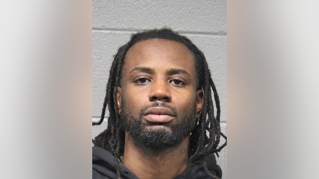 Chicago felon sentenced to 28 months for gun with Glock switch
